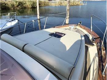 Nautica Esposito Futura Cabin 7,50