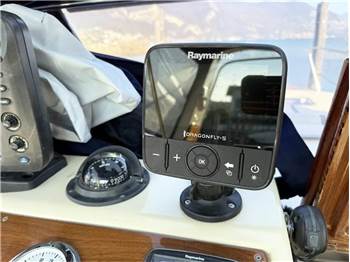 Nautica Esposito Futura Cabin 7,50