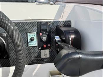 Marinello 26 Cabin