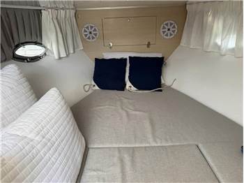 Marinello 26 Cabin