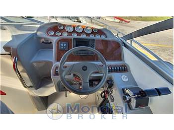 Bayliner 305