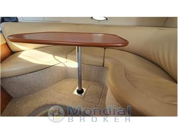 Bayliner 305