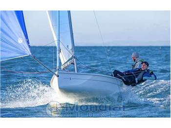 Beneteau FIRST 14