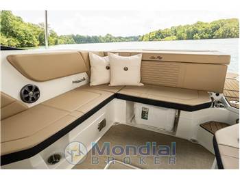 Sea Ray 230 SPX