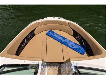 Sea Ray 230 SPX