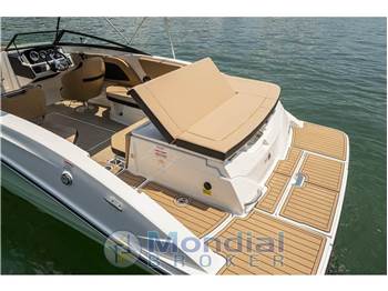 Sea Ray 230 SPX