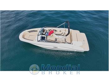 Sea Ray 230 SPX
