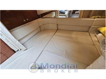 Sea Ray 335 SUNDANCER