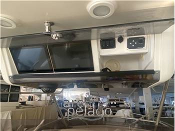 Cantieri Estensi F370 Bluetime