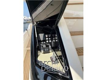 Ferretti SPA 720