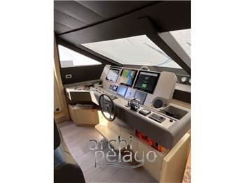 Ferretti SPA 720