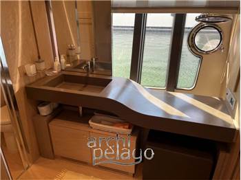 Ferretti SPA 720