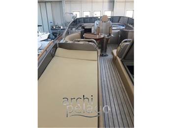 Riva Rivarama 44'