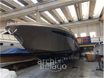 Riva Rivarama 44'