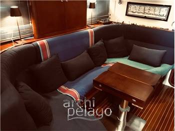 Uniesse Marine 48' T-Top