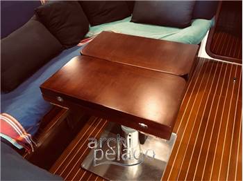 Uniesse Marine 48' T-Top