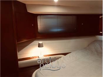 Uniesse Marine 48' T-Top