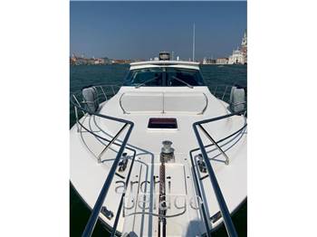 Uniesse Marine 48' T-Top
