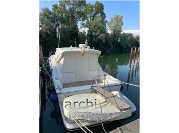 Uniesse Marine 48' T-Top