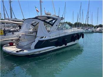 Monterey Boats 415 SY Sport Yacht