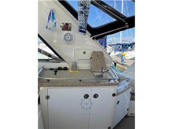 Monterey Boats 415 SY Sport Yacht