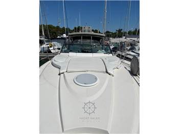 Monterey Boats 415 SY Sport Yacht