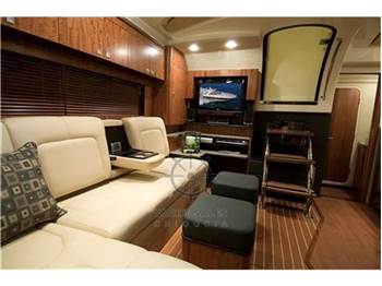 Monterey Boats 415 SY Sport Yacht