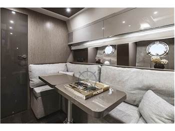 Cranchi M 44 HT