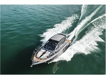 Cranchi M 44 HT