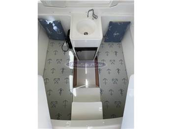 Kelt WHITE SHARK 265