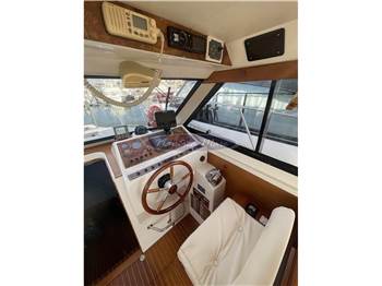 Plastik Space 310 Cruise