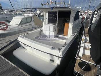 Plastik Space 310 Cruise