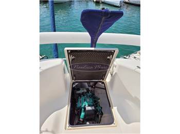 Quorning Boats Dragonfly 35 Offshore