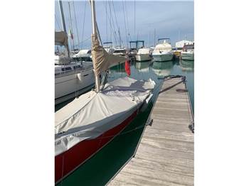 Latitude 46 TOFINOU 8