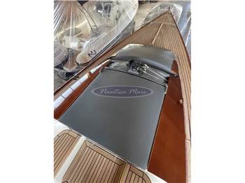 Latitude 46 TOFINOU 8