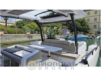 Axopar 45 ST Sun Top