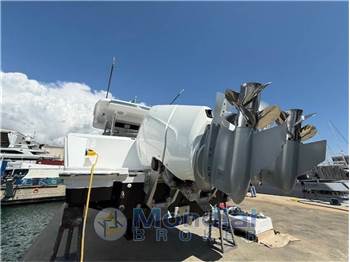 Bertram Yacht 39 cc