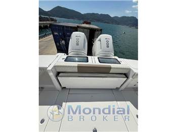 Bertram Yacht 39 cc