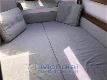 Axopar 28 t top