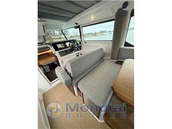 Axopar 38 Cross Cabin