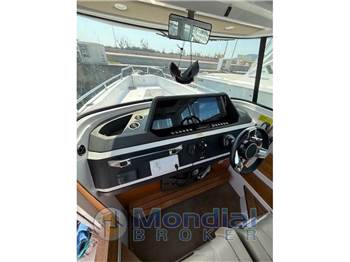 Axopar 28 Cross Cabin