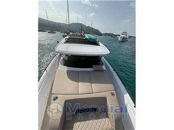 Axopar 45 Cross Top