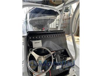 Wellcraft Marine 222 fisherman