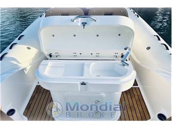 PIANTONI YACHTS RIB 900