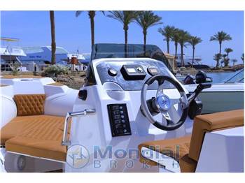 PIANTONI YACHTS 650 RIB