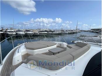 Princess Yachts S65