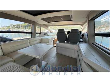 Pershing 7X