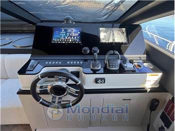 Azimut 78 Fly