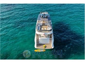 Azimut 78 Fly