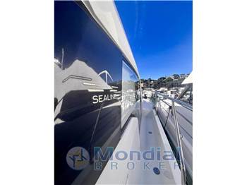 Sealine C335